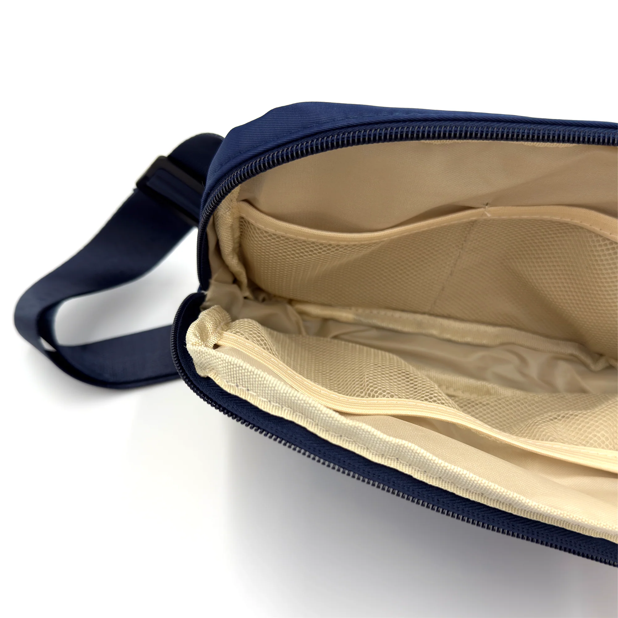 LITE BEER BELT BAG - Image 3